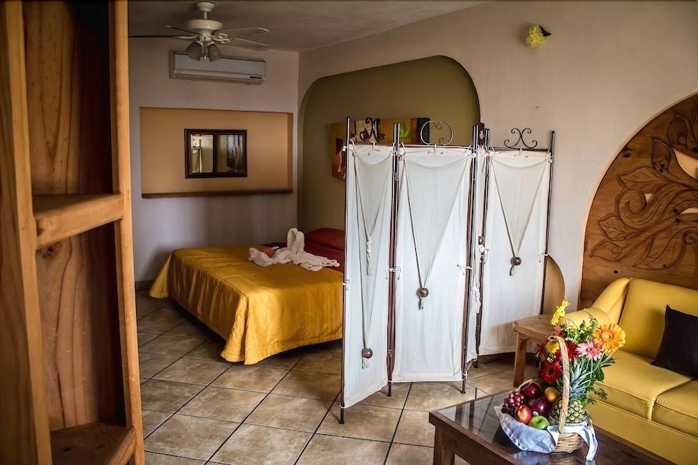Paloma Del Mar (Adults Only) Hotel Puerto Vallarta Ngoại thất bức ảnh