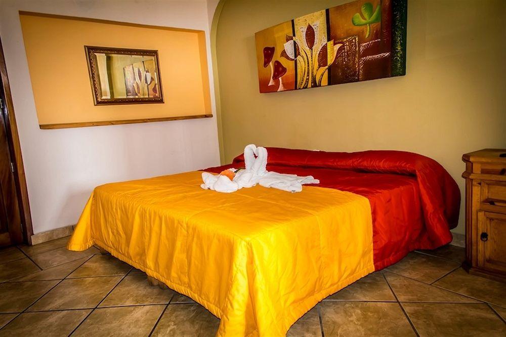 Paloma Del Mar (Adults Only) Hotel Puerto Vallarta Ngoại thất bức ảnh